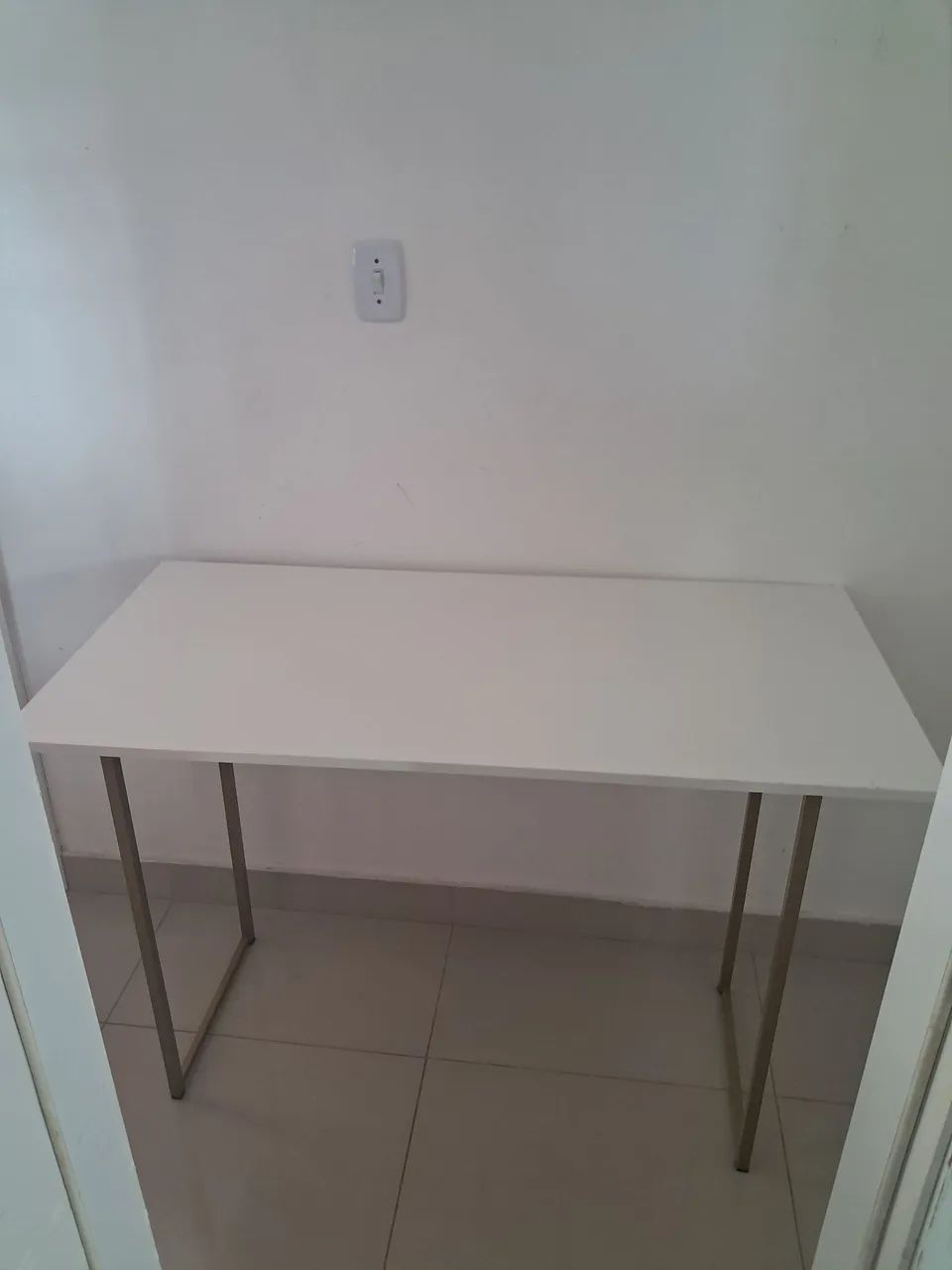 Vendo mesas em metalon e mdf 