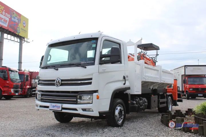 Vw 9-170 com escavadeira e basculante - Foto 3