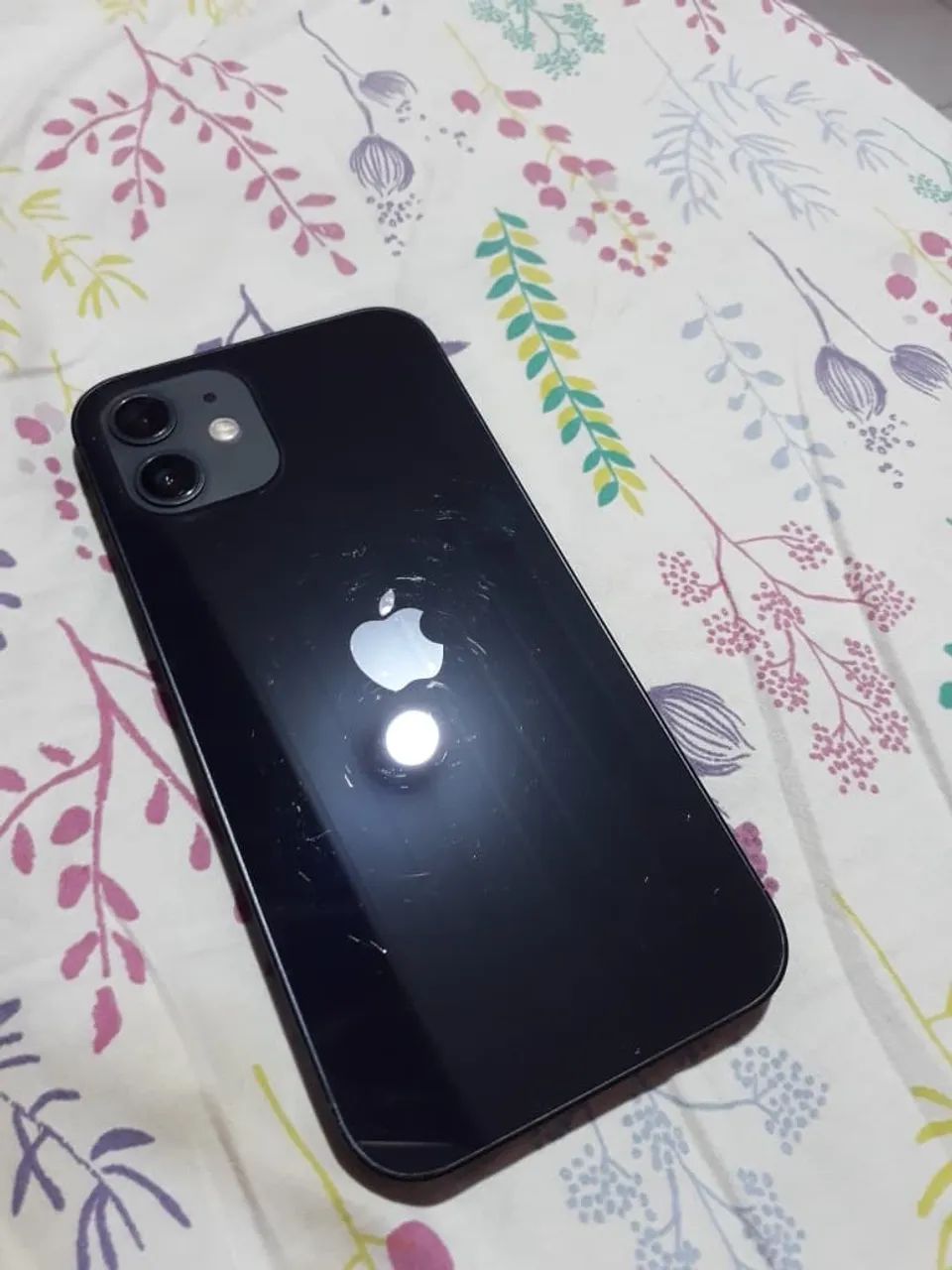 iPhone 12 - 64gb