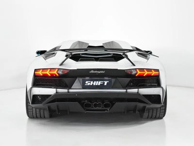 Lamborghini Aventador S LP 740-4, foto 7 de 20