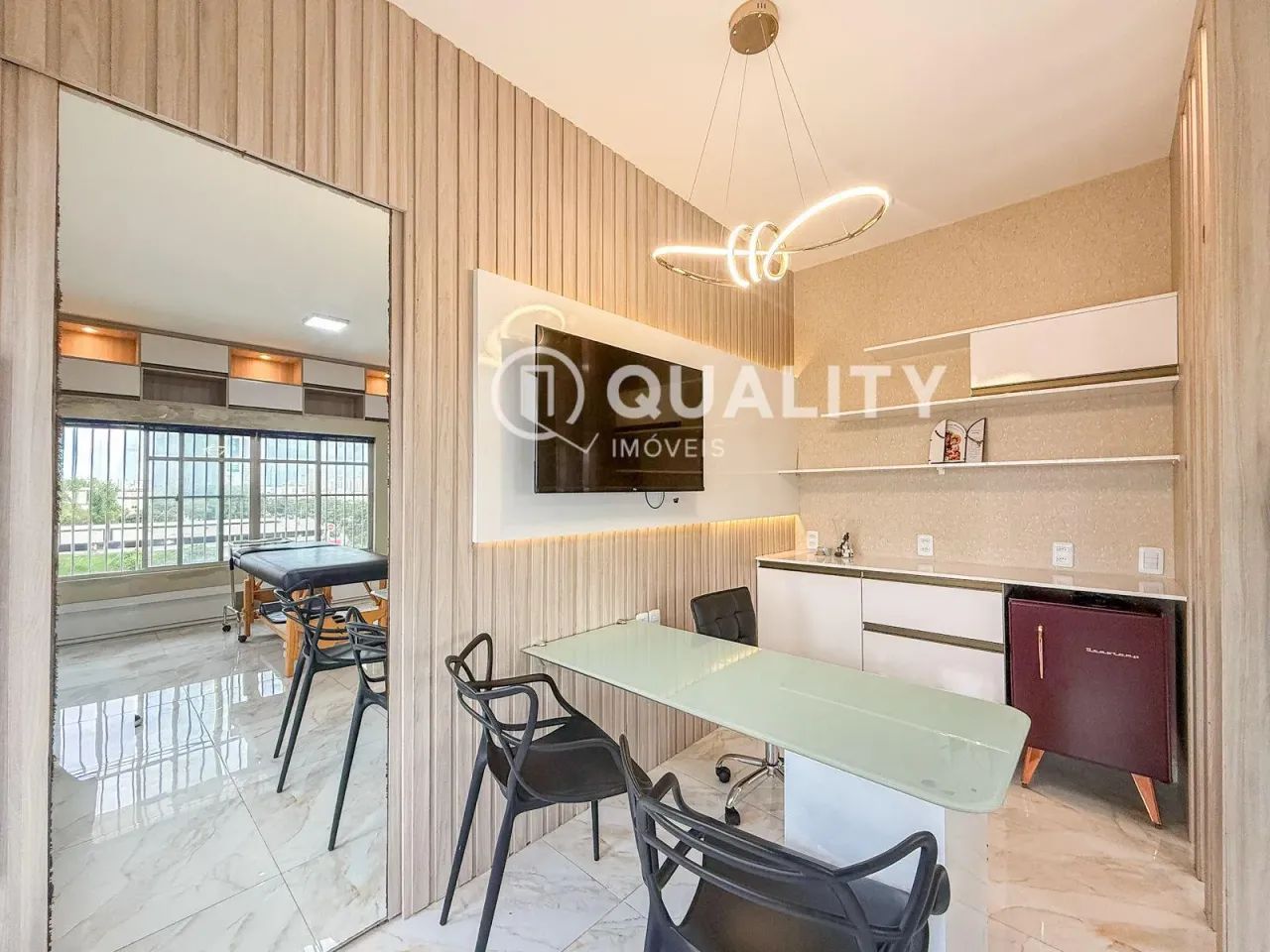 Sala toda projetada à venda, Parquelândia com 37 m² - Foto 2