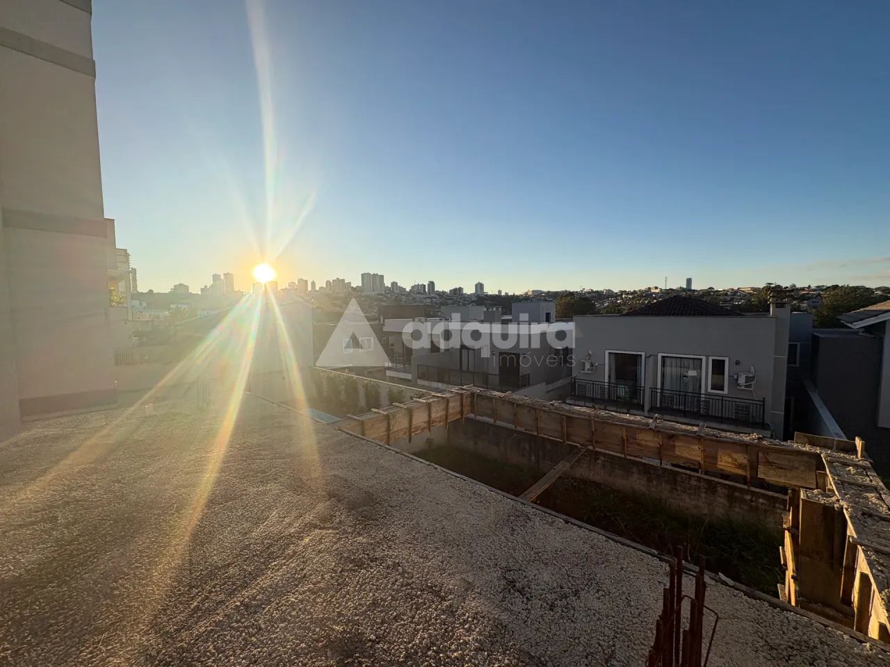 Terreno com inicio de construção - Foto 5