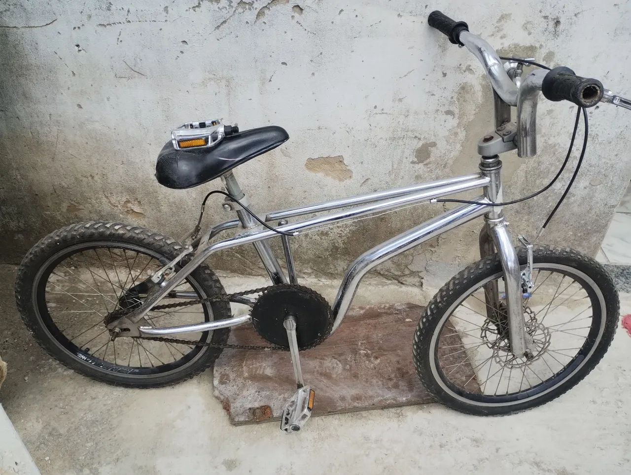 Vendo bicicleta aro 20 alumínio clomada 