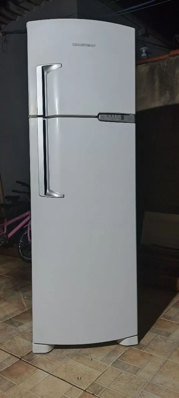 Geladeira 127v 400L funcionando perfeitamente 