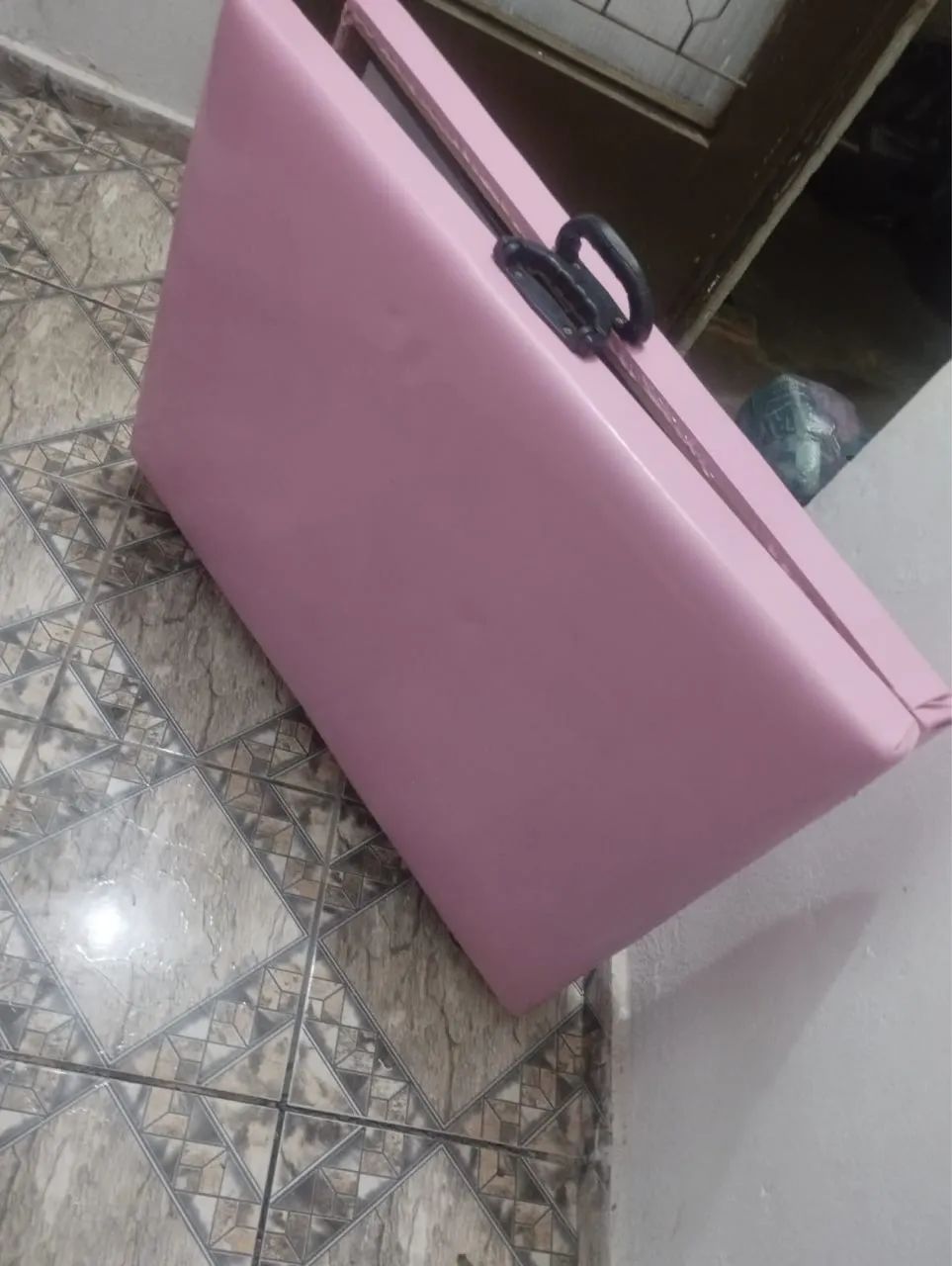 Maca e cadeira giratória para fins estéticos semi nova - Foto 5