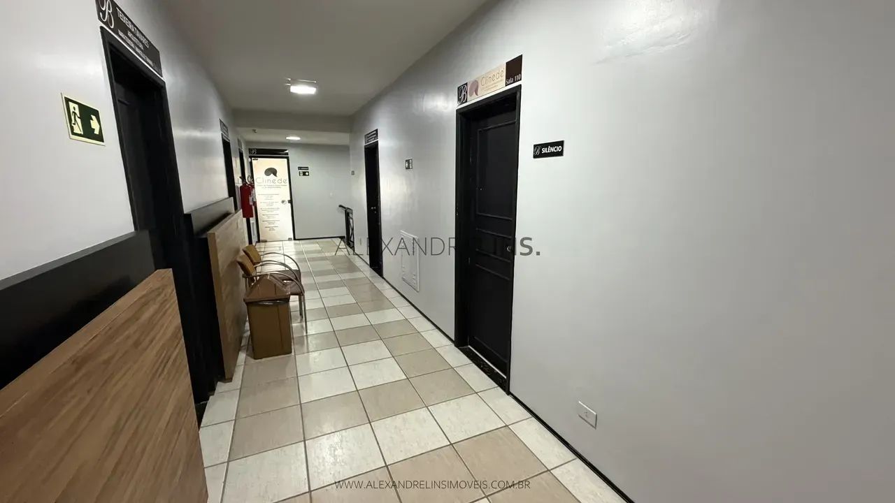 GALERIA BELLAGIO NA PONTA VERDE. Sala comercial com lavabo e 23 m² - Foto 5