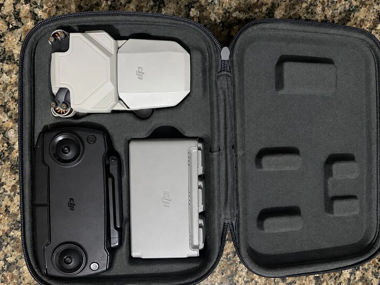 Drone DJI mini SE fly more combo