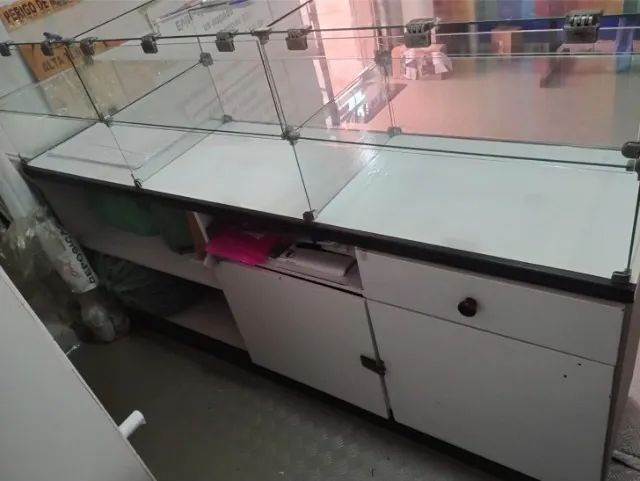 Balção expositor de vidro - Foto 2