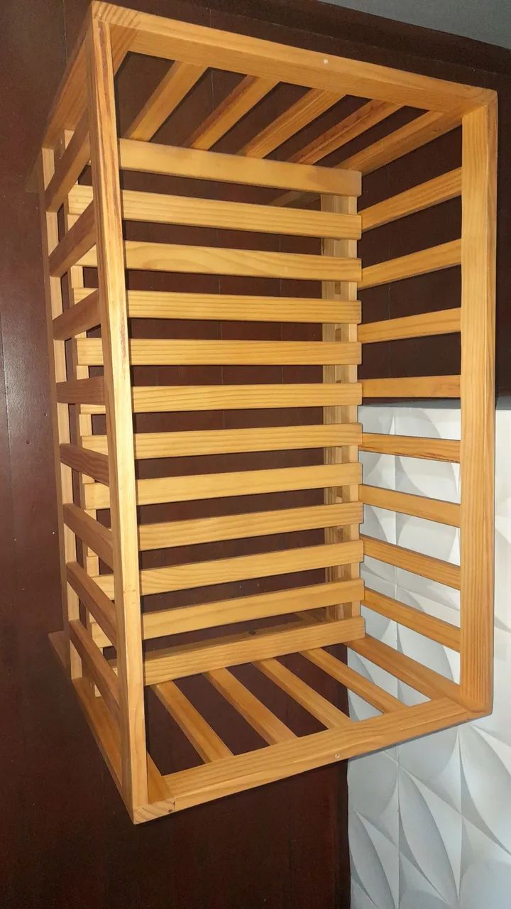 Mini berço de madeira - Foto 3