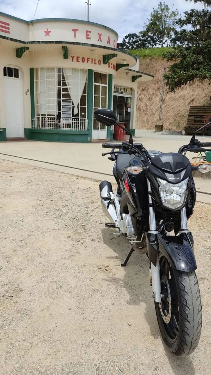 vendo cb Twister bem cuidada  - Foto 2