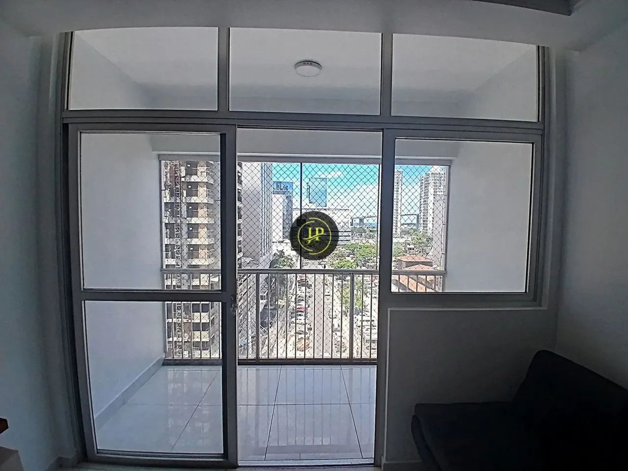 APARTAMENTO SEMI MOBILIADO NA ENSEADA DO SUÁ | 89M², 2 QUARTOS, SUÍTE E LAZER COMPLETO - Foto 2