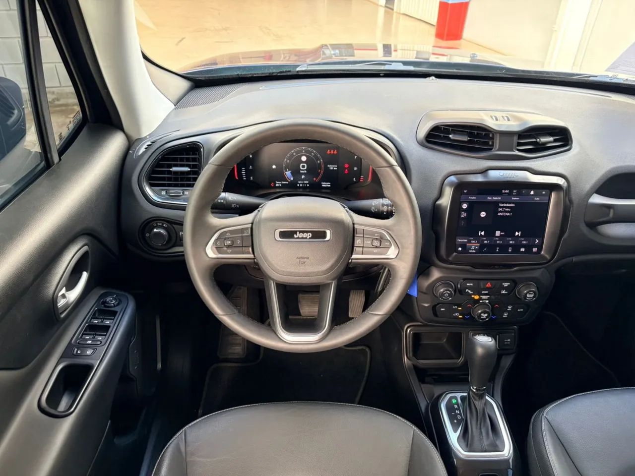 Jeep Renegade Long. T270 1.3 TB 4X2 Flex Aut. 2025 - Foto 7