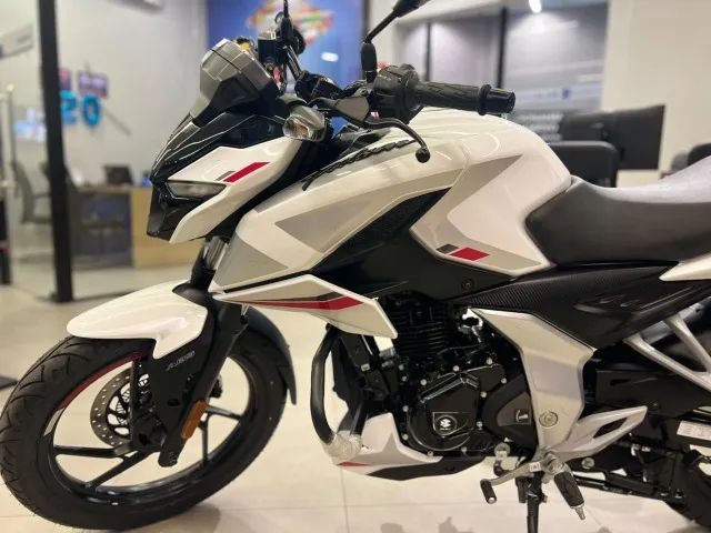 BAJAJ PULSAR N150 0KM 2026  - Foto 3
