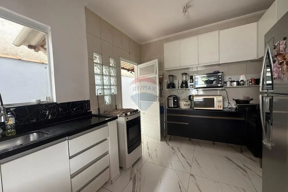 Casa Térrea com 3 Dormitórios e 250 m² de Terreno | Jardim Vista Alegre
