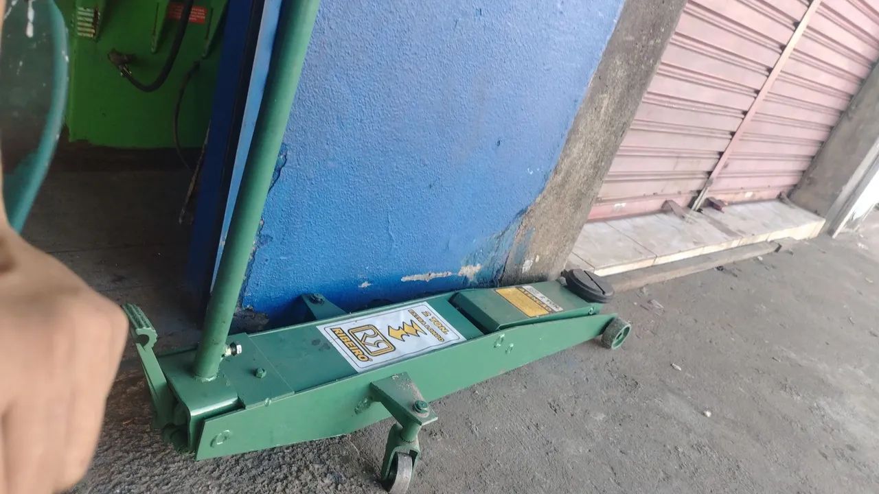 Vendo ou troco por carro com som - Foto 5