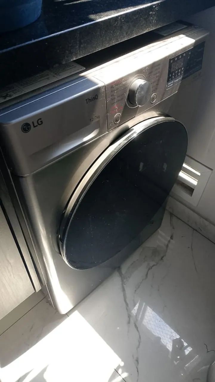Máquina lava e seca 