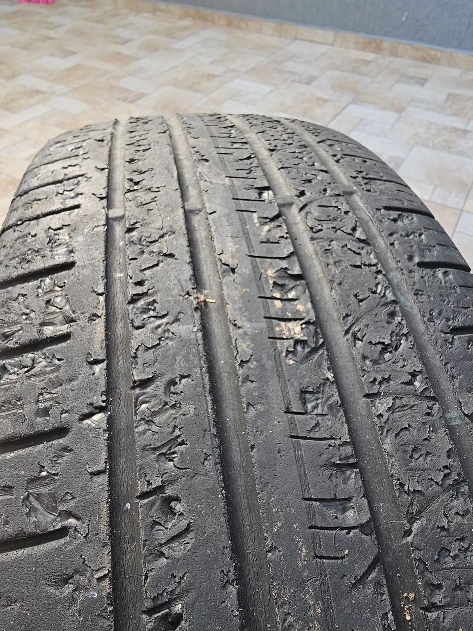 2 Pneus aro 18 225 60 tiggo 7 - Foto 3