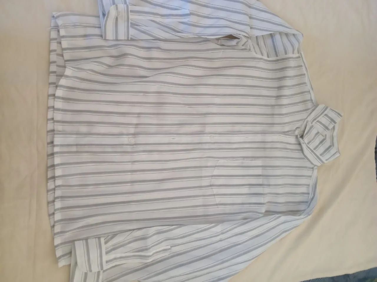 Camisa social masculina com manga comprida 