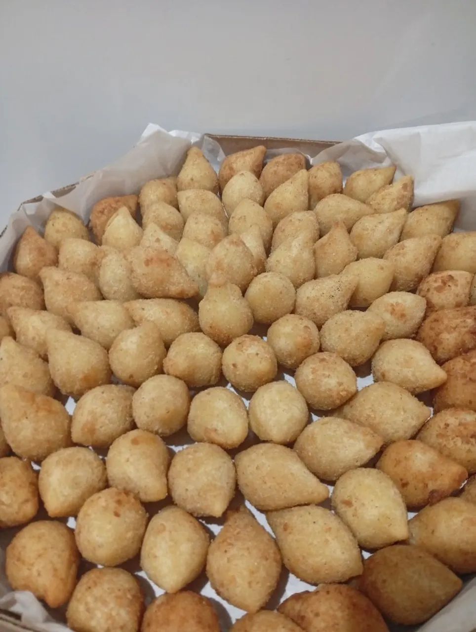 SALGADOS e BRIGADEIROS 