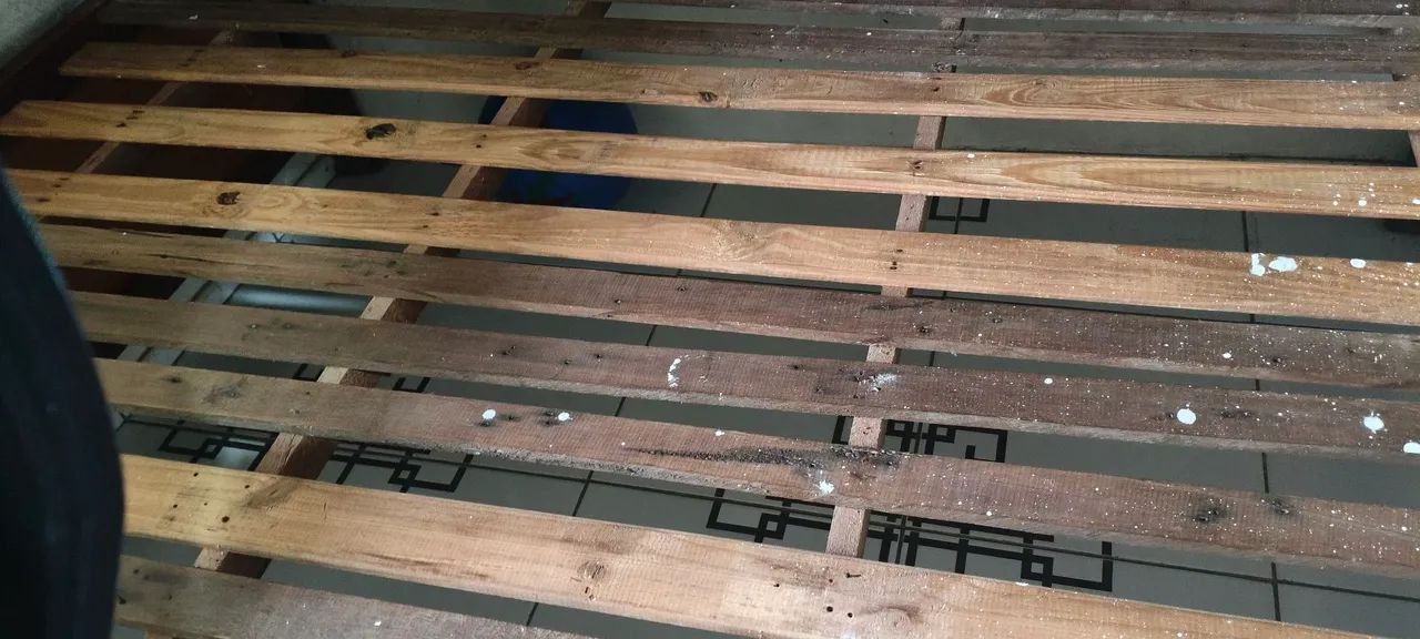 Vendo cama super reforçada de ferro - Foto 4