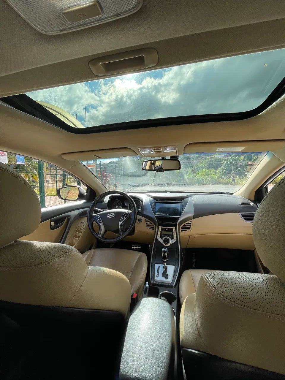 Hyundai Elantra 2013