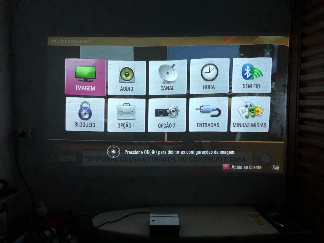 Projetor LG Cine beam com Tv digital  - Foto 5