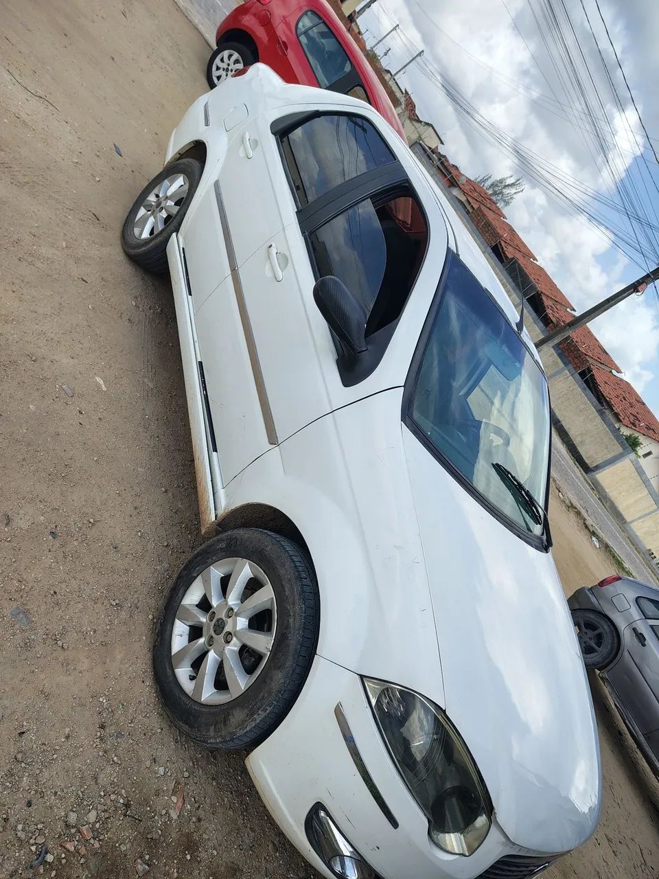 Fiat Siena Siena HLX 1.8 mpi Flex 8V 4p 2010
