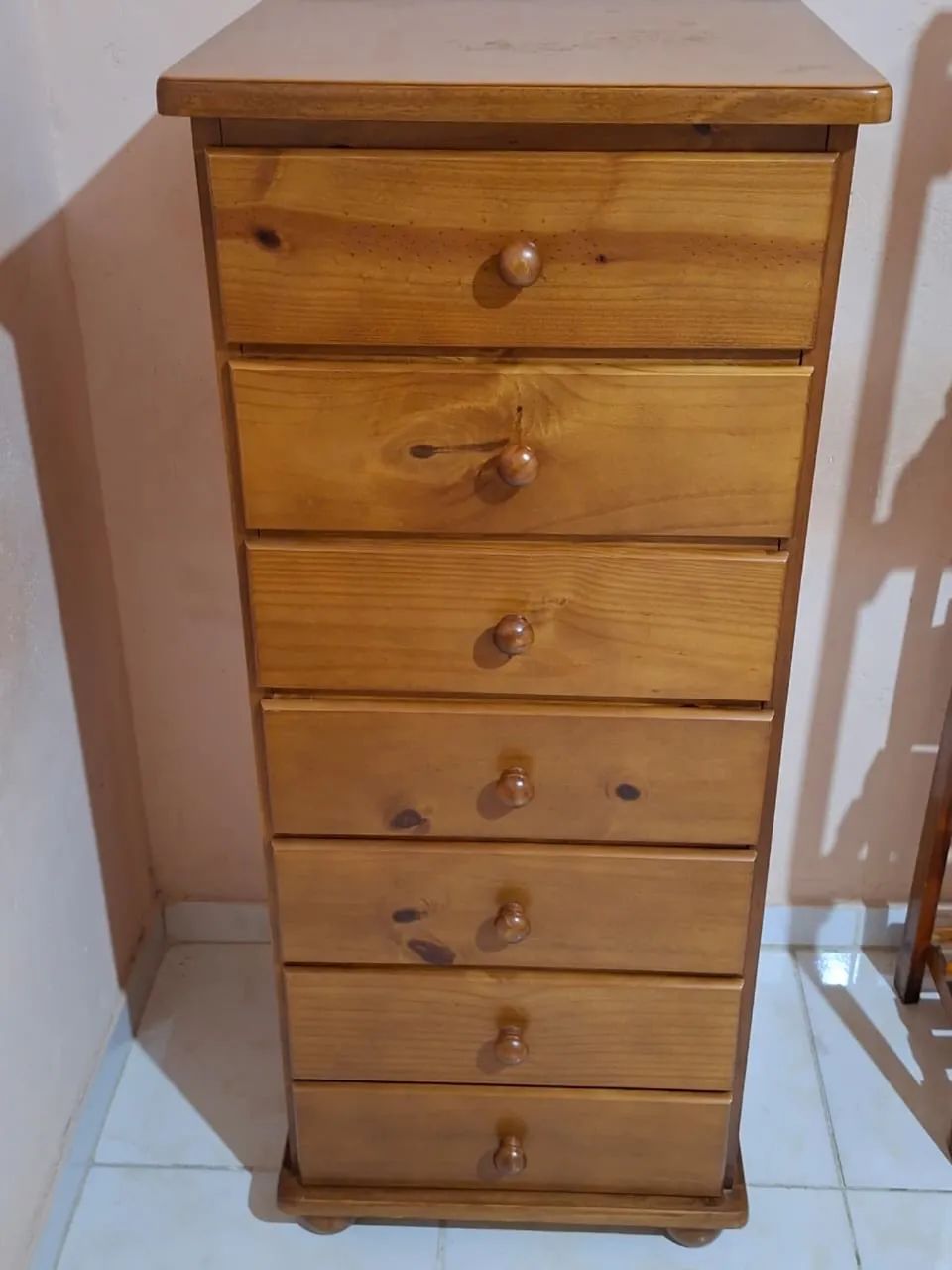 CÔMODA 7 GAVETAS