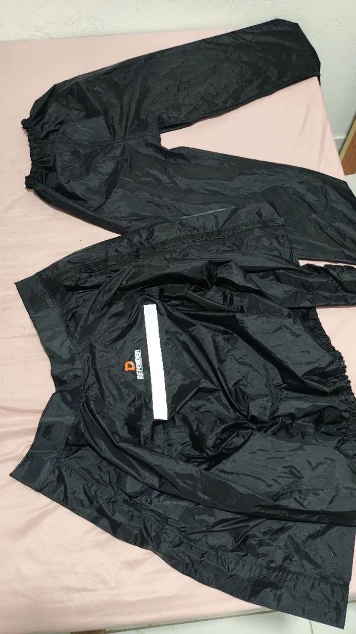 Capa de chuva defender