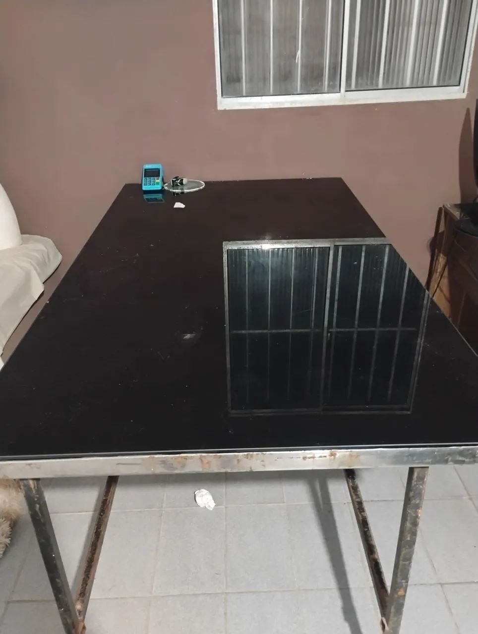 Vendo mesa de mármore para comércio 500,00