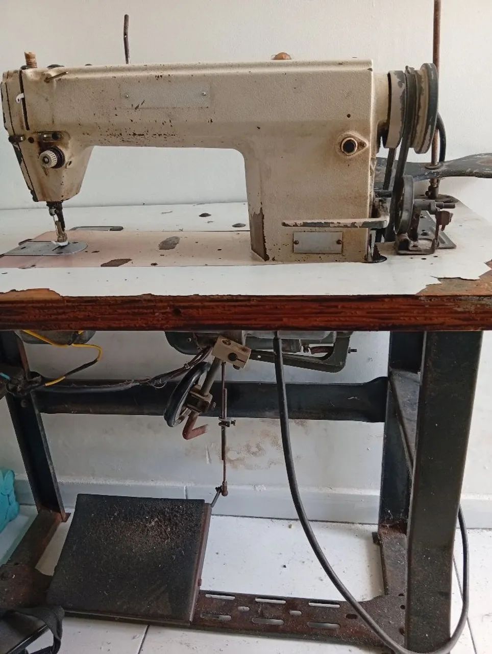 Vende se máquina de costura industrial - Foto 4