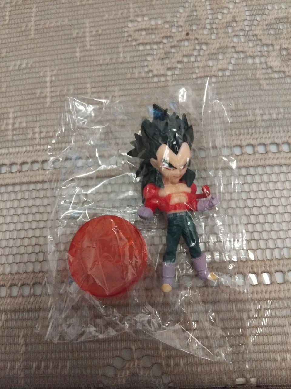 Vegeta sj4 de 7 a 8 cm