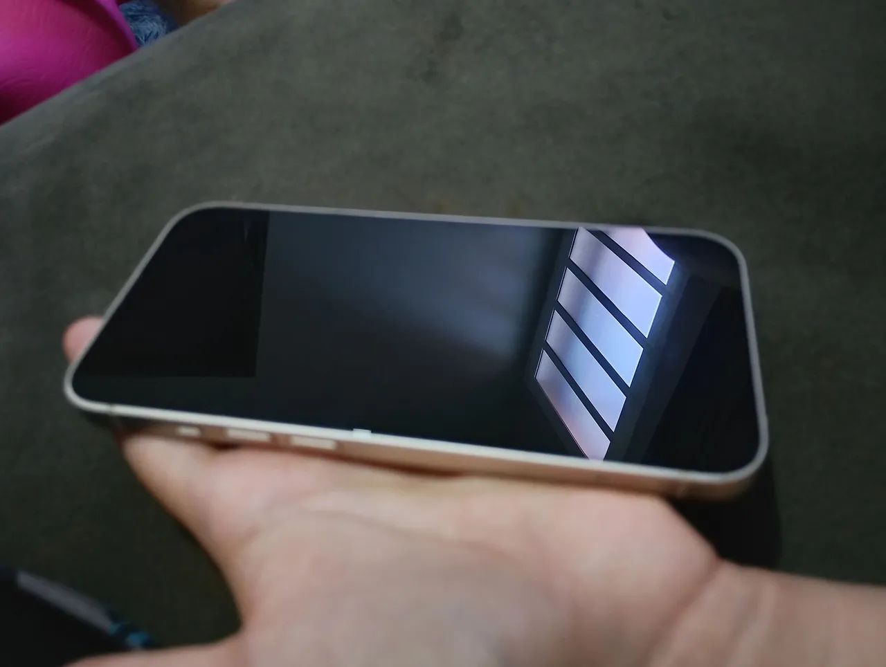 iPhone 14 vende-se - Foto 2