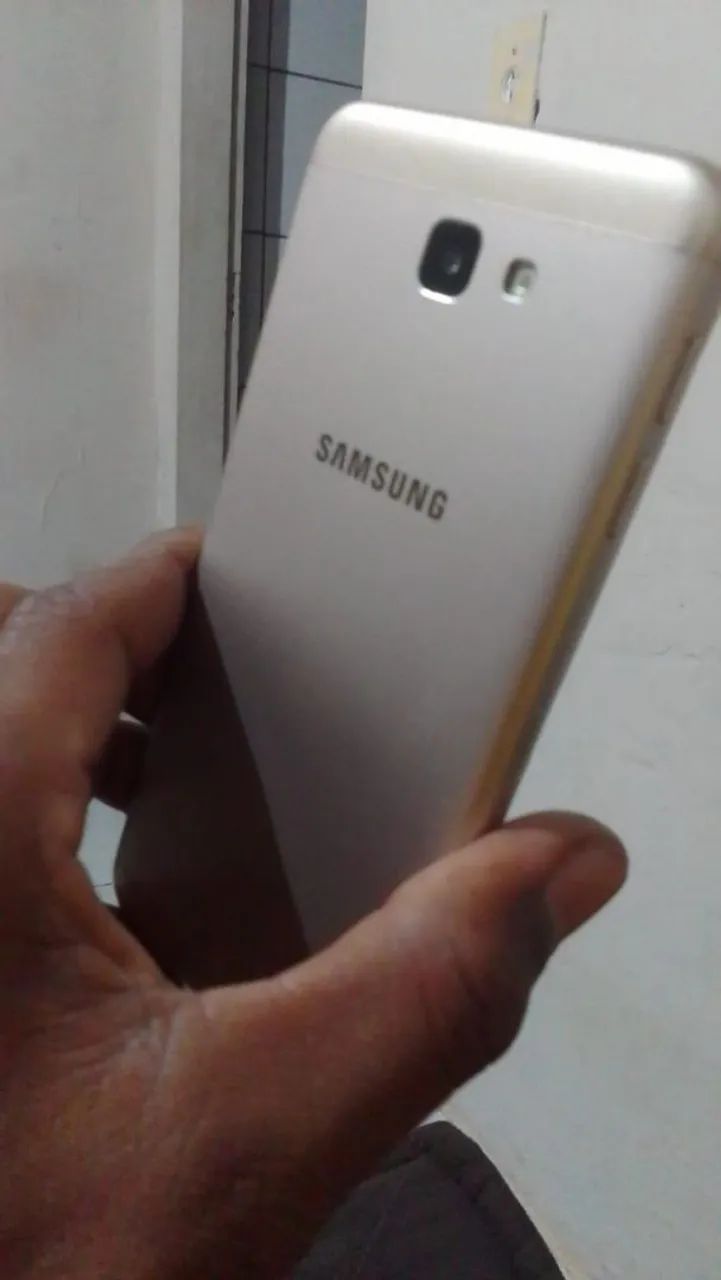 Vendo celular quebra galho - Foto 2