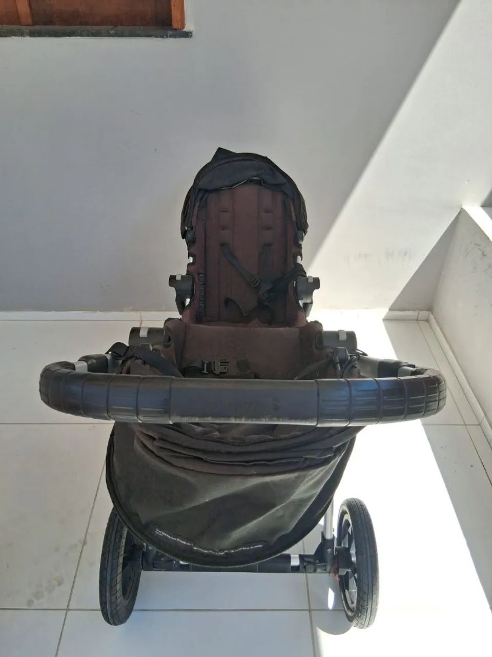 Carrinho de bebê para gêmeos (baby jogger) - Foto 2