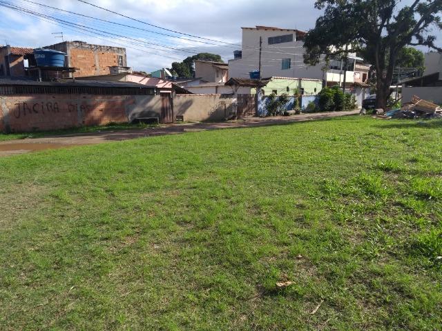 Terreno de esquina 14x17 marileia chácara - Foto 10