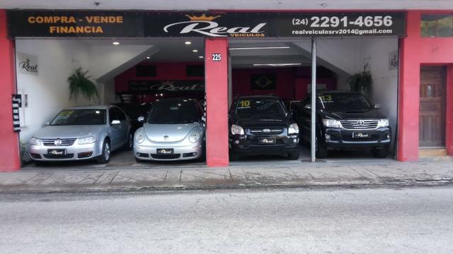 Real Veiculos, compra , vende,troca e financia
