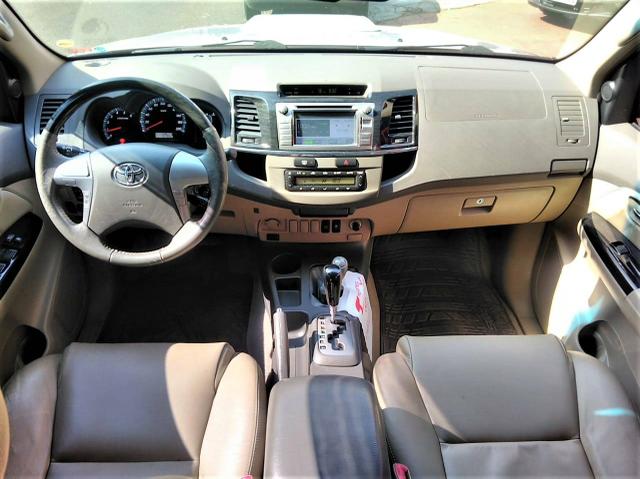 Toyota SW4 7L 2013 SRV 4X4 AUT.TB.Diesel $74.900+48X$.$ - Foto 4