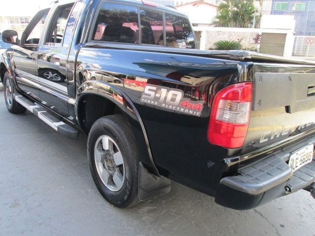 Gm chevrolet s10 2.8 executiva 4x4 - Foto 7