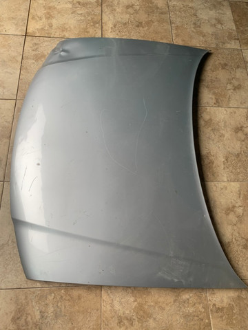 Capu dianteiro vw audi A3 original com detalhes
