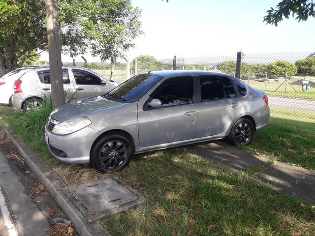 Renault symbol privilége 1.6 com G.N.V - Foto 4