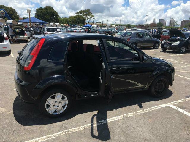 Fiesta Hatch 1.0 11/11 completo - Aceito proposta dinheiro
