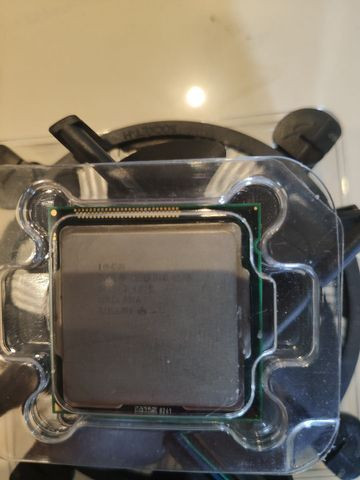 Processador Celeron 2.4 GHZ Com cooler * Nunca usado