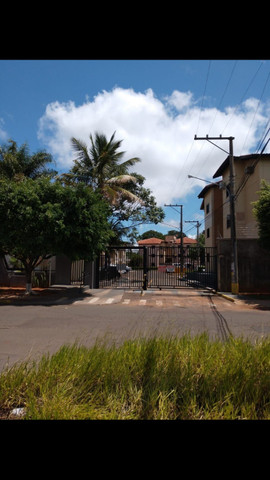 Alugo apartamento 3 quartos res. Dos coqueiros