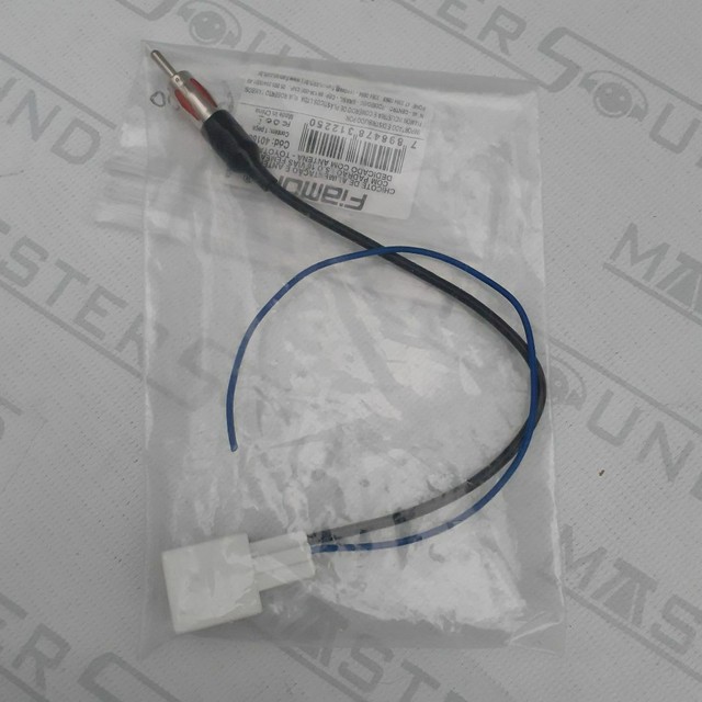 Chicote de alimentação e antena c/ padrão ISO. 16 vias fêmea. V/ antena Toyota.  Novo.