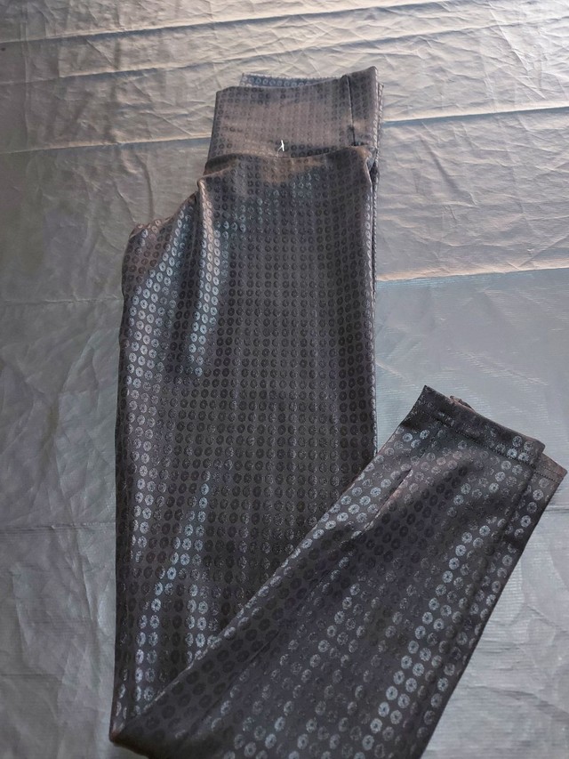 Calça de ginástica pp nova - Foto 3
