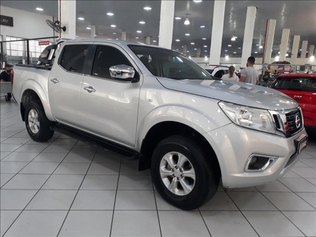 NISSAN FRONTIER 2.3 16V 2018 BI-TURBO DIESEL SE 4X4 AUTOMATICO BAIXO KM