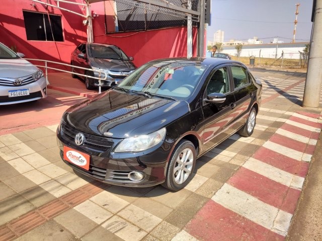 VOLKSWAGEN VOYAGE 2012 1.6 MI COMFORTLINE 8V FLEX 4P AUTOMATIZADO