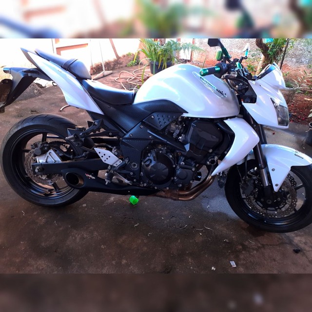 KAWASAKI Z750