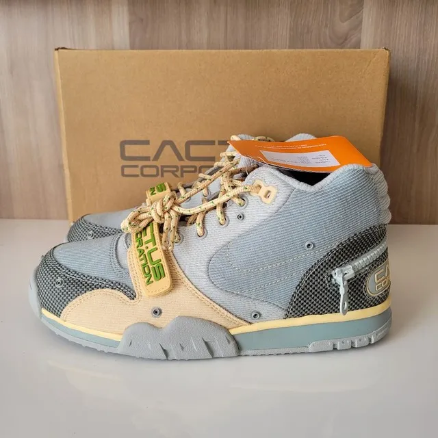 Travis Scott x Nike Air Trainer Grey Haze and Dusty Sage 38BR